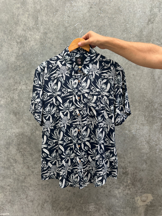 Sample Sale - Short Sleeve Shirt Natives